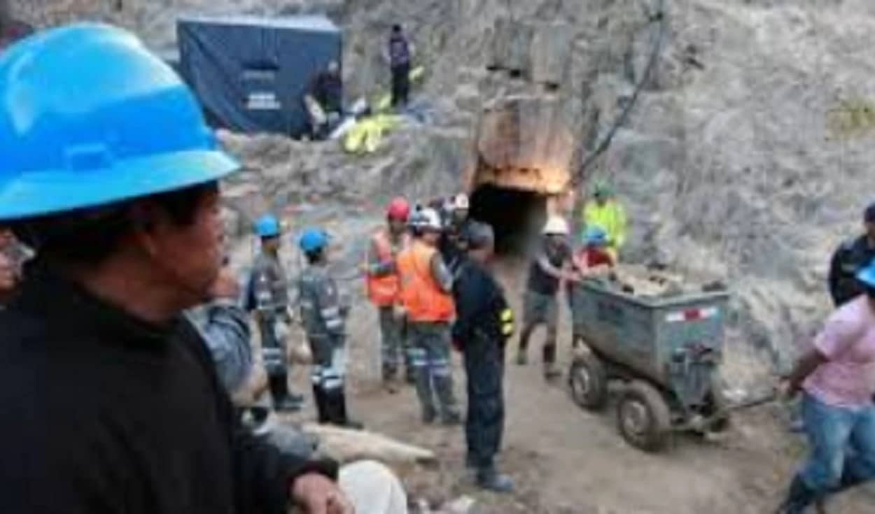 Arequipa: un minero muerto y dos heridos por gases tóxicos en mina de Caravelí
